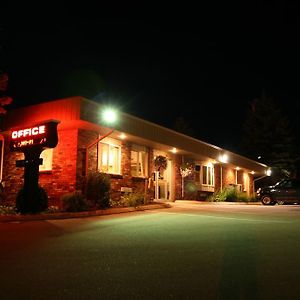 Bangor Inn & Suites